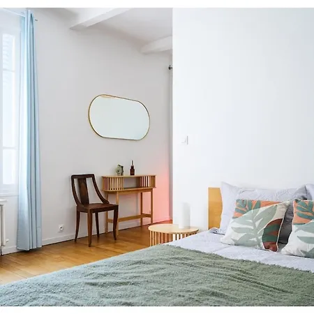 Maison D Artiste Proche De Paris Apartment
